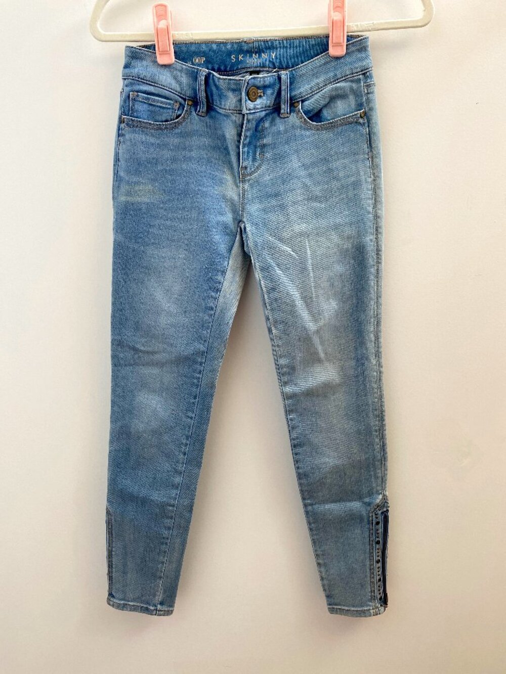 White House Black Market Light Wash The Skinny Ankle Zipper Detail Jeans Size 00
